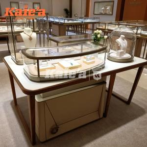 European Luxury Jewelry Display Case for Premium Boutiques