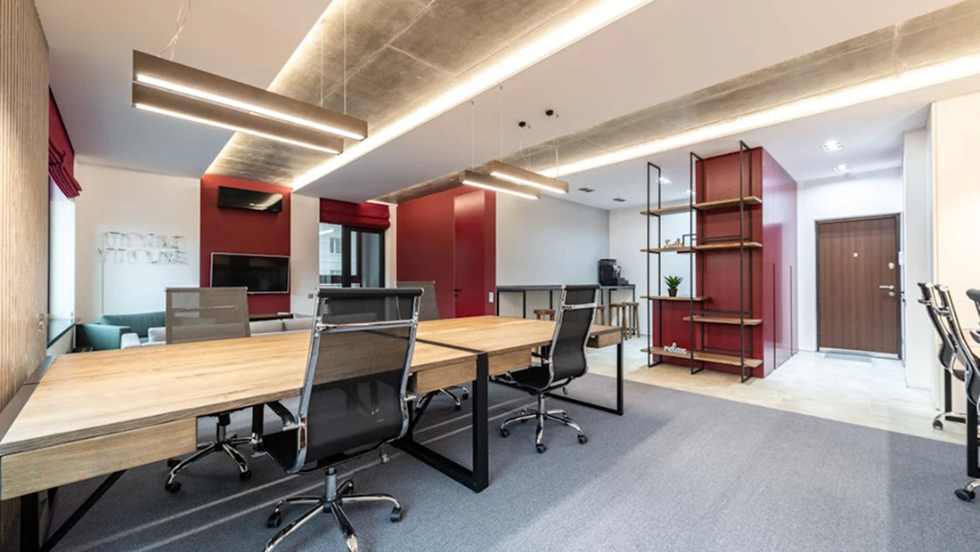 We not only have multiple professional technical teams, four large workshops (metal processing, wood processing, painting, packaging), fast transportation and distribution teams, but also professional design teams, management and marketing teams.