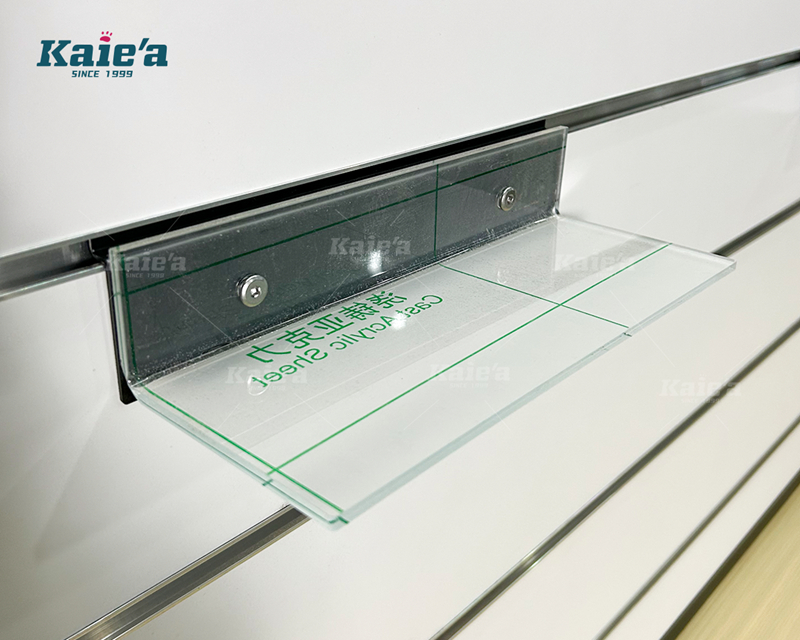 Display cabinet of sports store with aluminum channel