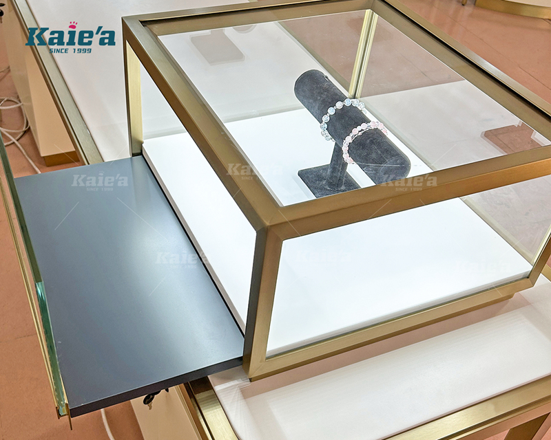 Luxurious negotiation table with two jewelry display cabinets