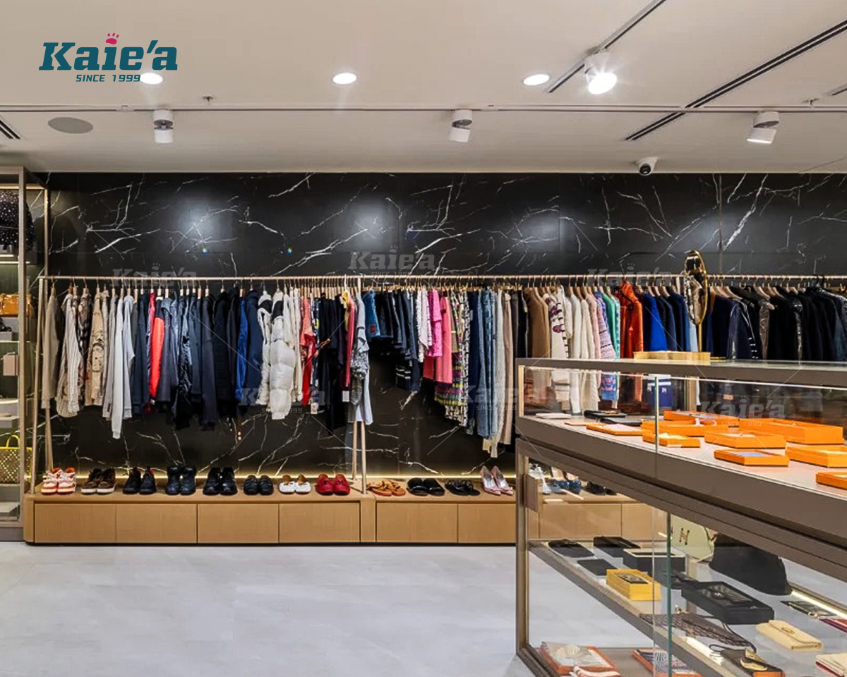 Luxury U Corner Apparel Display Stand