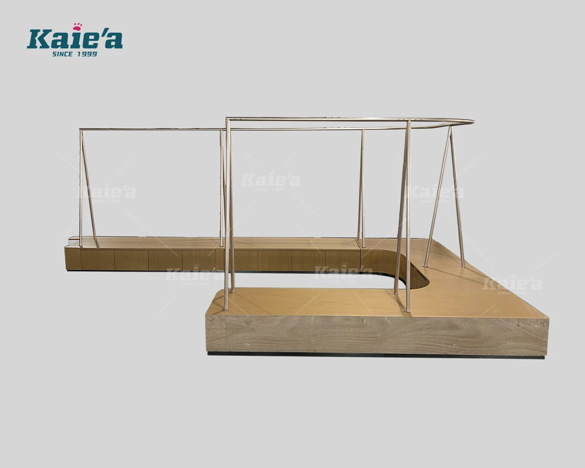 Luxury U Corner Apparel Display Stand