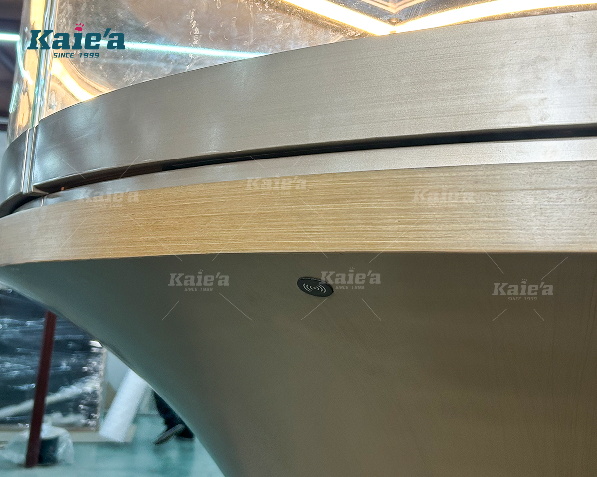 Circular LED Jewellery Center Display Island